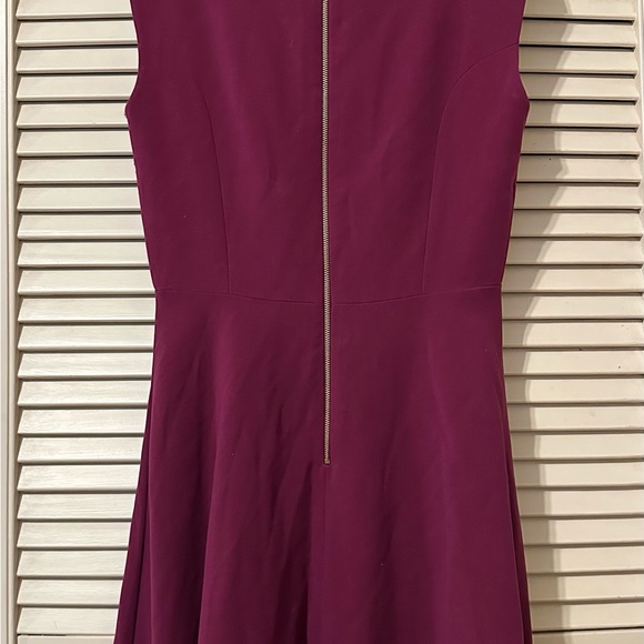 Size 4 Tahari Purple Dress - Picture 6 of 6
